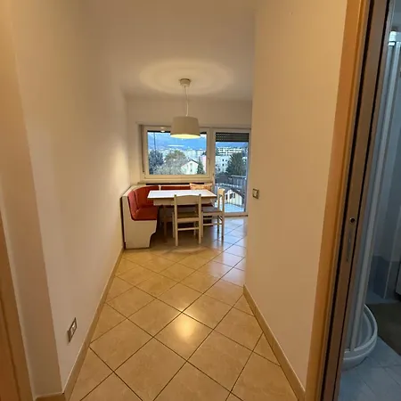 Vista Rosengarten Bed & Breakfast 3*